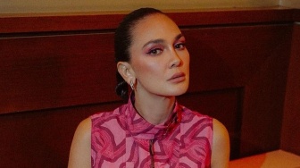 Luna Maya Bikin Konten Nikmati Masa Muda Sebelum Jadi Istri Orang, Kode Bakal Dilamar Maxime Bouttier?