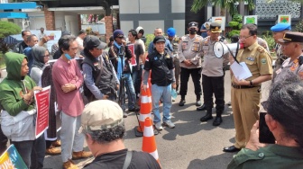 Seniman Dan Budayawan Sumsel 'Geruduk' Kantor Gubernur Herman Deru Tuntut Hal Ini