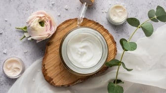 Jangan Sampai Keliru! Kenali 4 Perbedaan Day Cream dengan Moisturizer