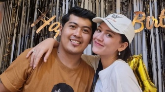 Lupakan Denny Caknan, Happy Asmara Ngaku Punya Komitmen dengan Delva Irawan: Kalau Jodoh Langsung Nikah Aja