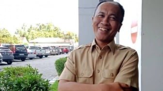 Maju Nyaleg Lewat NasDem, Bupati Lombok Barat Fauzan Khalid Resmi Diberhentikan dari Jabatannya