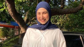 Biodata dan Agama Deswita Maharani Istri Ferry Maryadi, Disebut Tak Akur dengan Anak Sambung