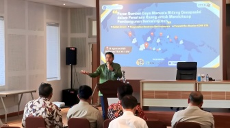 Dukung Peran Geospasial dalam Pembangunan Berkelanjutan, Kompas Navigasi Indonesia Aktifkan Stasiun CORS di UGM
