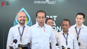 Jokowi Pasang Badan soal LRT Jabodebek Alami Banyak Gangguan: Jangan Bully Produk Sendiri