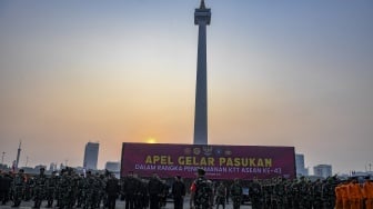 Apel Gelar Pasukan dalam rangka Pengamanan KTT ke-43 ASEAN di kawasan Monas, Jakarta, Jumat (1/9/2023). [ANTARA FOTO/Muhammad Adimaja]