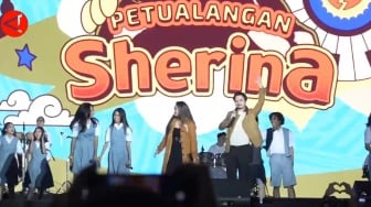 Nostalgia ke Masa Kecil, Sherina dan Derby Romero Kejutkan Penonton di Synchronize Festival 2023