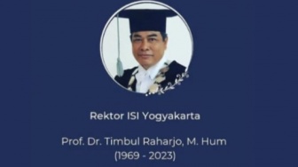 BREAKING NEWS: Rektor ISI Profesor Timbul Raharjo Meninggal Dunia