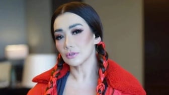 Reza Artamevia Terkagum-kagum Lihat Aaliyah Massaid Berhijab: Anak Aku Cantik Banget