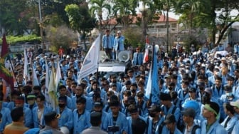 Mahasiswa Unri Demo Gubernur Syamsuar di Akhir Jabatan, Ungkit Janji Kampanye