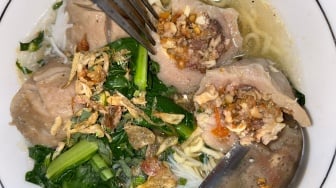 Dear Pecinta Bakso, Wajib Coba Ba'so Seuseupan Legendaris di Bogor: Dijamin Nagih