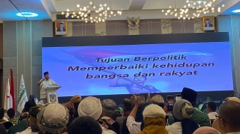 Prabowo Sindir Politisi Doyan Lompat-lompat, Singgung Monyet Kegirangan Mati Diterkam Anjing