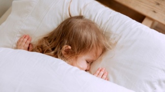 9 Tips Ampuh: Bagaimana Membuat Anak Anda Tidur Siang dengan Senang Hati