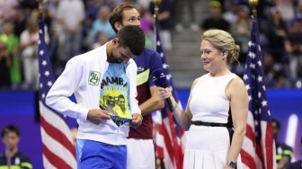 Novak Djokovic Beri Penghormatan bagi Kobe Bryant usai Raih Grand Slam ke-24