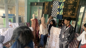 UMKM Batik di Bukittinggi Jadi Saksi Kepedulian OMG Sumbar