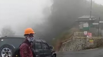 Alhamdulillah, Kawasan Gunung Bromo Diguyur Hujan Hari Ini