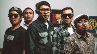 Peringati Hari Radio Nasional 2023, FoDoMore Rilis Lagu Hello Radio