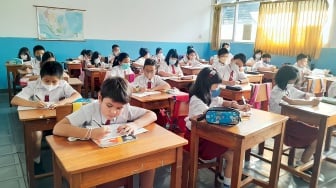 Rahasia Bahagia Anak di Sekolah, Ini Tips dari Psikolog  untuk Orang Tua