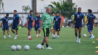 Media Malaysia Rumorkan Bojan Hodak Bawa 2 Mantan Anak Didiknya ke Persib Bandung