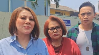 Sempat Dipeluk Inara Rusli, Ibu Virgoun Ngegas Minta untuk Tak Pencitraan