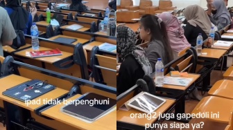 iPad Bak Tak Ada Harganya Buat Anak FK, Cuek Digeletakkan di Meja Tanpa Dijaga