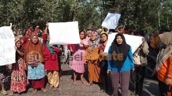 900 Ha Lahan Diklaim Aset TNI AD, Emak-emak Desa Embacang Muara Enim Demonstrasi