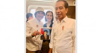 Momen Bahagia Anak Vino G Bastian, Lukisannya Ditandatangani Presiden Jokowi