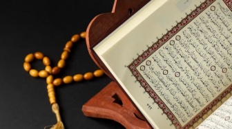 Kumpulan Ayat Al-Quran Tentang Maulid Nabi Lengkap dengan Artinya
