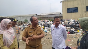 Pj Gubernur Jawa Barat Minta TPA Sarimukti Tak Lagi Dibebankan dengan Sampah: Cari Cara Lain!