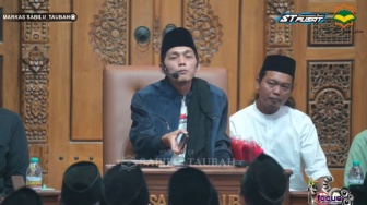 Gus Iqdam Akui Suka dengan Gaya Prabowo Subianto, Sebut Sikapnya Patut Dicontoh, Netizen Langsung Heboh