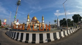 5 Destinasi Wisata Dekat Stasiun Sukabumi: Jalan Kaki Cuma 5 Menit, Adem Semua!