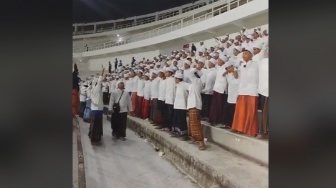 Sisi Lain Dibalik Kemenangan PSIS Semarang Vs Barito Putera: Ada Puluhan Santri Putihkan Stadion Jatidiri