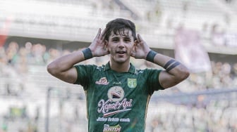 Hasil BRI Liga 1: Persebaya Pesta Gol, Permalukan Arema FC 3-1 di Gelora Bung Tomo