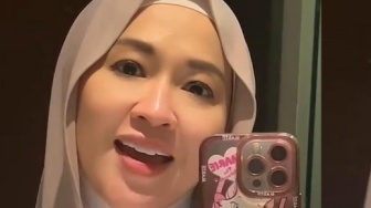 Sering Dipuji Awet Muda di Usia 41 Tahun, Wajah Cantik Okie Agustina Hasil Filter Kamera?