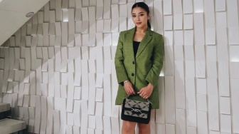 Inspirasi 5 OOTD Smart Casual Wanita ala Nikita Willy, ke Kantor dan Ngampus Lebih Pede