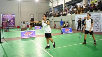 7 Lapangan Badminton Terbaik di Makassar, Tarif Terjangkau dan Kontak yang Bisa Dihubungi