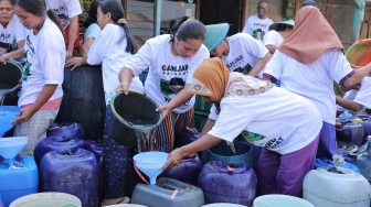 10.000 Liter Air Bersih Disalurkan untuk Ratusan Warga di Bojonegoro