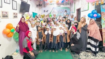 BAFers Rayakan HUT BAF Ke-26 Bersama Anak-anak Panti Asuhan Serentak di 6 Kota