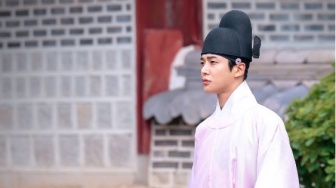 Rowoon Menjadi Duda Muda Pemarah dalam Drama Korea The Matchmakers