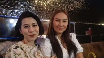 Trik Anya Dwinov dan Kalina Oktarani Cari Jajanan Sehat di Usia 40 Tahun