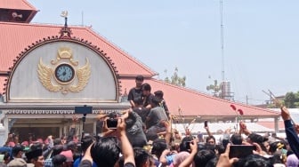 Demi Nonton Grebeg Sekaten, Sutarno Menginap di Masjid Keraton