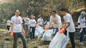 World Cleanup Day, 360 Kg Sampah di Sekitar Hulu Sungai Ciliwung Berhasil Dikumpulkan
