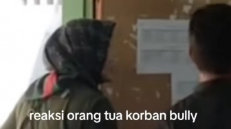 Histeris! Ibu Korban Bullying di SMP Cimanggu Ngamuk Bertemu dengan Pelaku di Kantor Polisi