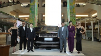 PT JLM Auto Indonesia Apresiasi Pelanggan Lewat Private Viewing Range Rover PHEV dan Range Rover Boutique