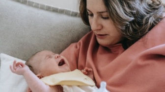 Mengenal Postpartum Depression: Fase yang Tak Kalah Buruk dari Baby Blues