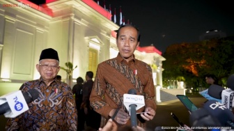 Jokowi Mengrnyitkan Dahi Dengar Isu Mentan dan Menpora Bakal Direshuffle Pekan Ini