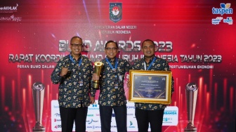 Jaga Ketahanan Pangan Warga Jakarta, Food Station Raih Penghargaan BUMD Awards 2023 dari Kemendagri