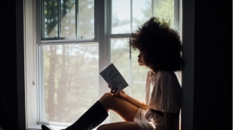 5 Rekomendasi Buku Buat Kamu yang Suka Ketenangan, Anak Introvert Wajib Baca