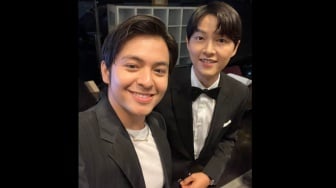 Angga Yunanda Selfie Bareng Song Joong Ki, Warganet Auto Galau: Bingung Pilih yang Mana