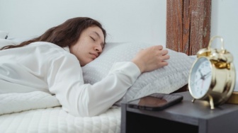 7 Tahapan Bedtime Routine untuk Meningkatkan Kualitas Tidur, yuk Terapkan!