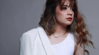 Diduga Hubungan Retak dengan Arya Saloka, Putri Anne Gregetan saat Diminta Live Bareng Pacar: Aku Punya Suami